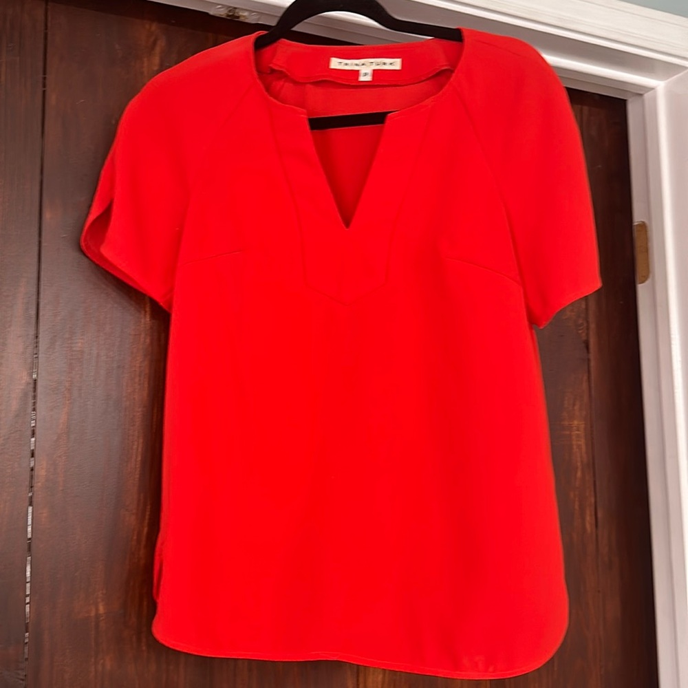 Beautiful short sleeve Trina Turk top